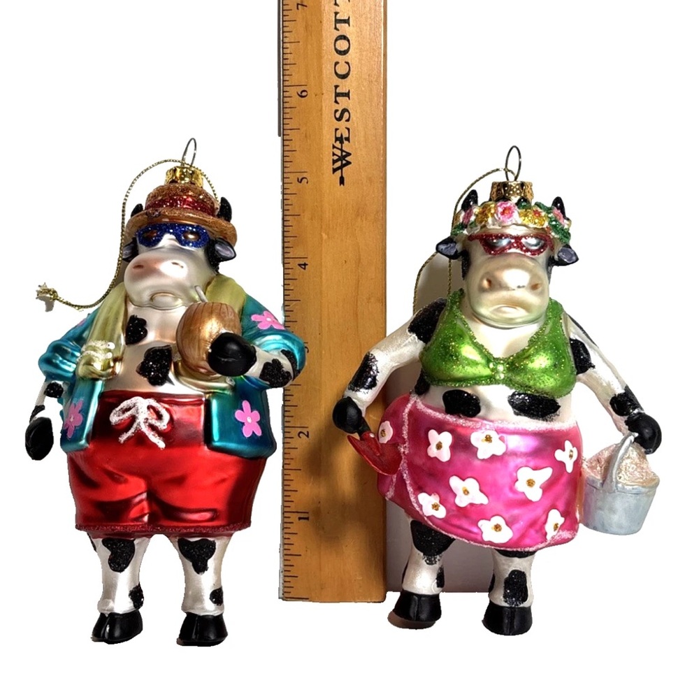 Heifer and Steer Tropical Vacationing Cows, set of 2 Glass Ornaments 5 inch each - Picture 11 of 11